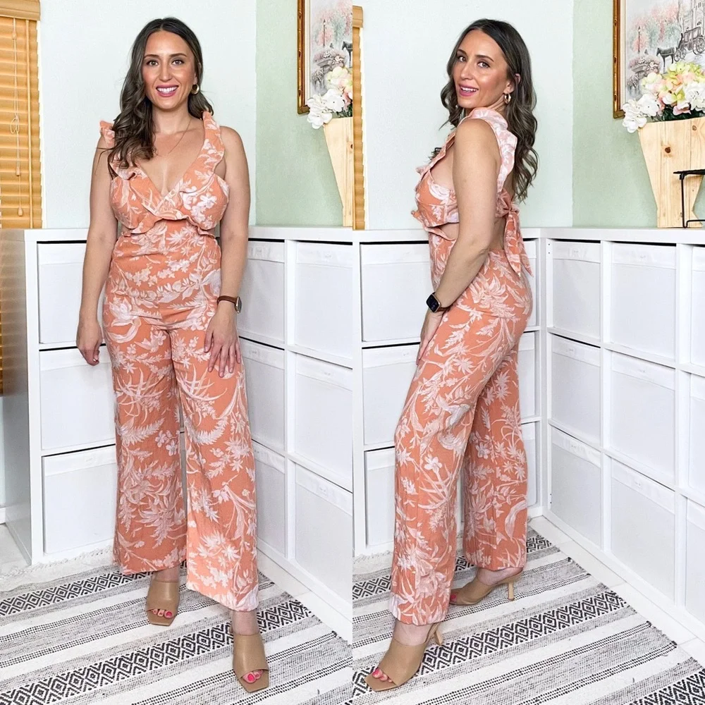SP: H&M Tropical Ruffle Jumpsuit Medium - Picture 1 of 2